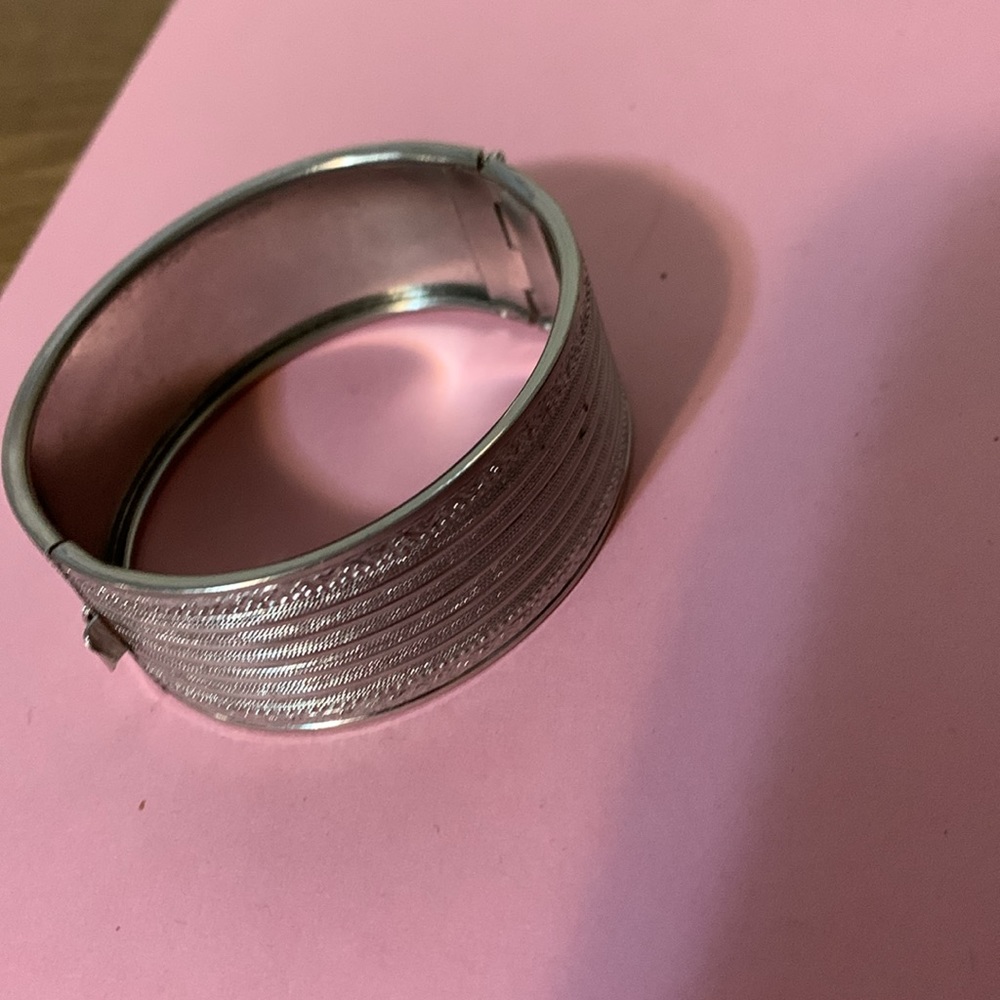 Beautiful bracelet - Picture 4 of 5